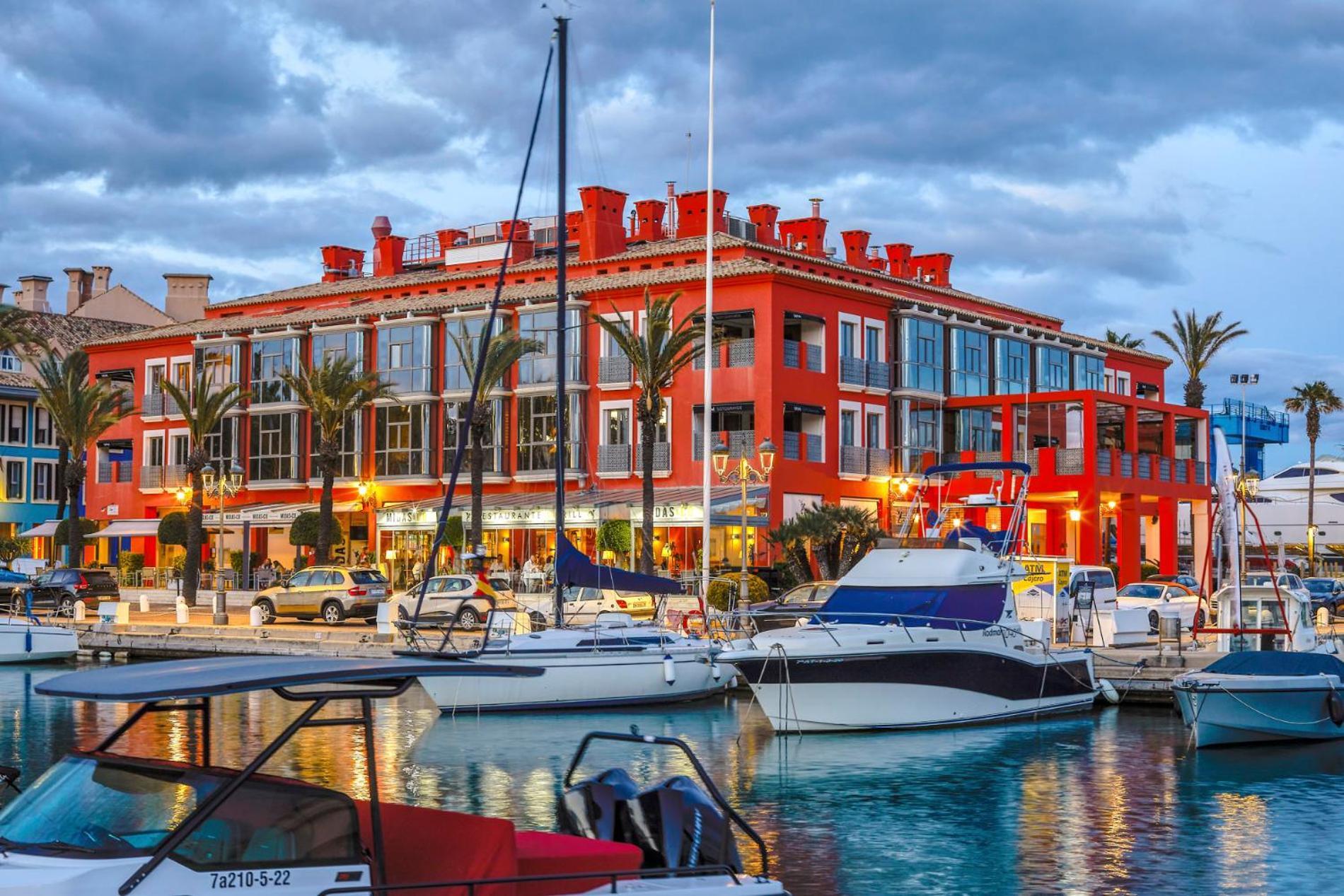 Hotel Mim Sotogrande Club Maritimo Exterior photo