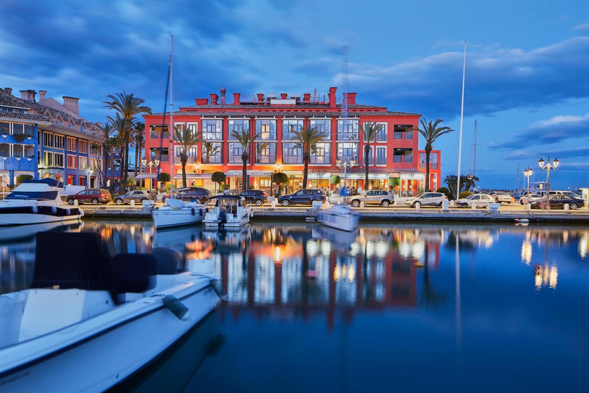 Hotel Mim Sotogrande Club Maritimo Exterior photo