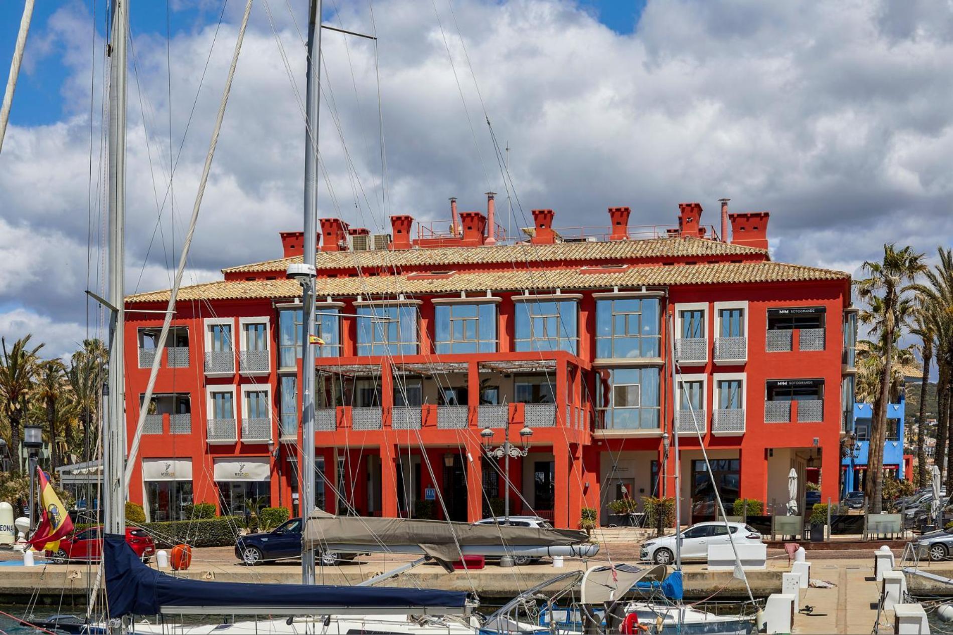Hotel Mim Sotogrande Club Maritimo Exterior photo