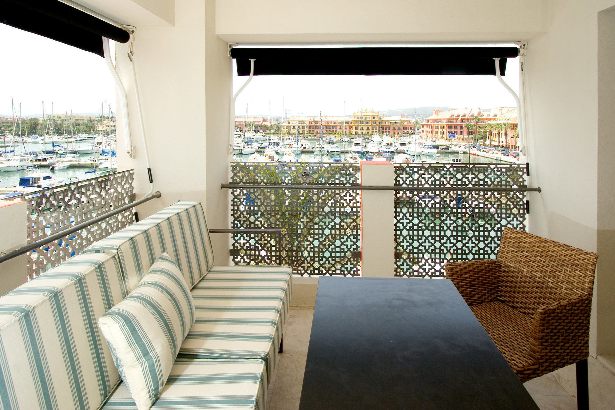 Hotel Mim Sotogrande Club Maritimo Interior photo